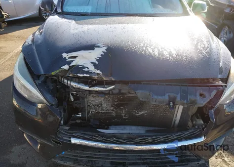 2018 Infiniti Qx30 from USA, damaged, VIN SJKCH5CP5JA055984